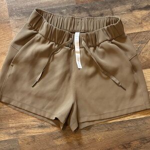 Lululemon Waist Tan Women's Shorts
